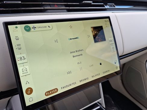 New 2026 Land Rover Range Rover Long Wheelbase SE image 15