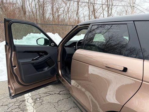 Certified 2025 Land Rover Range Rover Evoque S image 10