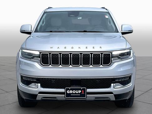 Used 2022 Jeep Wagoneer Series III w/ Flexible Seating Group AWD/4WD image 4