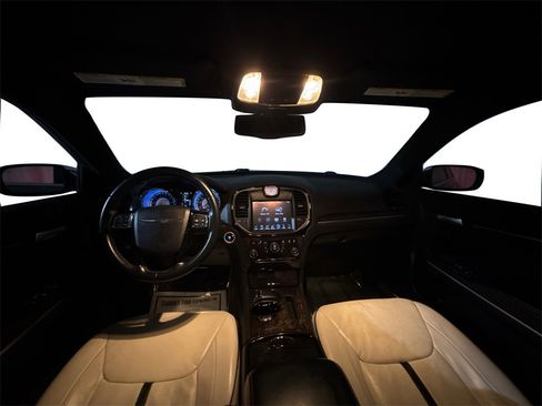 Used 2014 Chrysler 300 Uptown Edition w/ Quick Order Package 22M image 14