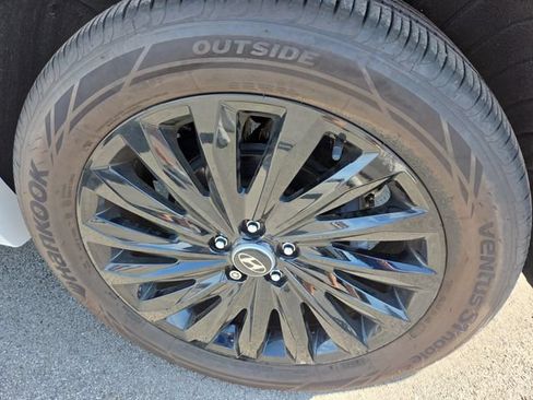 Certified 2025 Hyundai Palisade Calligraphy AWD/4WD image 32