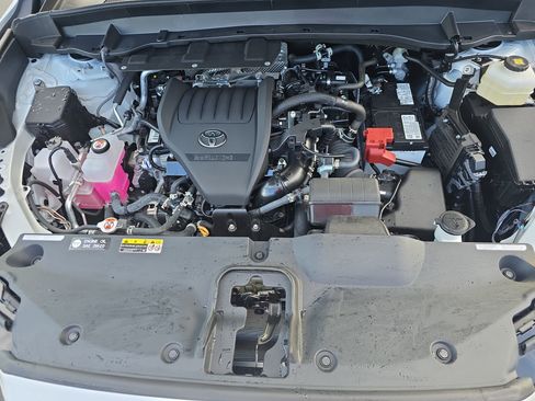 Certified 2025 Toyota Grand Highlander FWD image 31