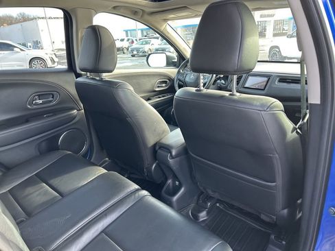 Used 2018 Honda HR-V EX-L image 42