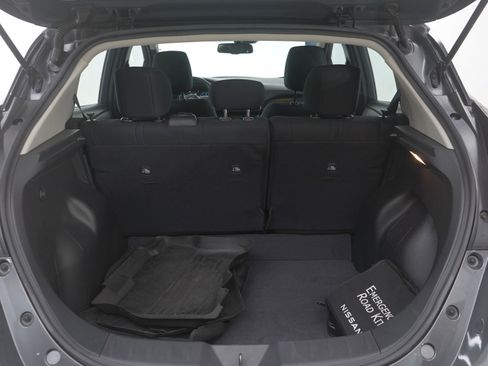 Used 2024 Nissan Leaf SV Plus image 9