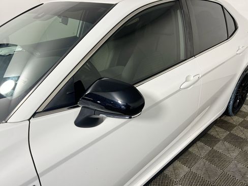 Used 2024 Toyota Camry SE FWD image 13