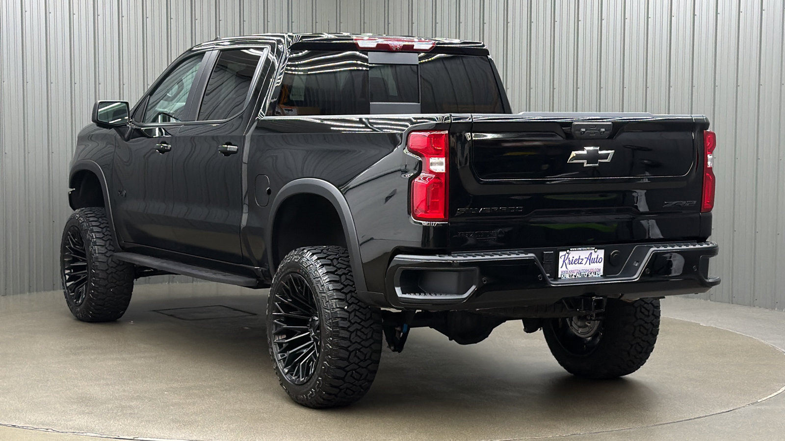 Used 2026 Chevrolet Silverado 1500 ZR2 w/ Dark Appearance Package AWD/4WD image 3