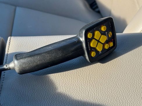 Used 2017 Ford F250 XL w/ Power Equipment Group image 23