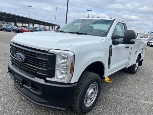New 2025 Ford F350 XL w/ Snow Plow Prep Package image 21