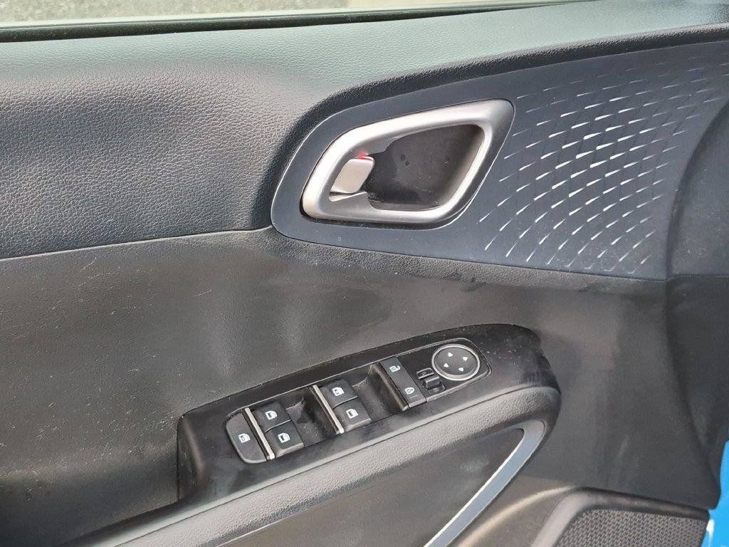 Certified 2023 Kia Soul EX FWD image 10