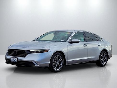 Used 2023 Honda Accord EX image 8