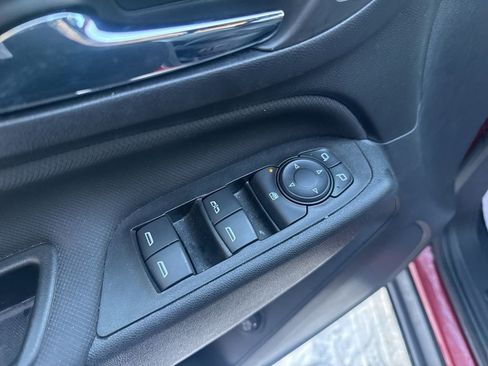 Used 2023 Chevrolet Equinox RS image 11