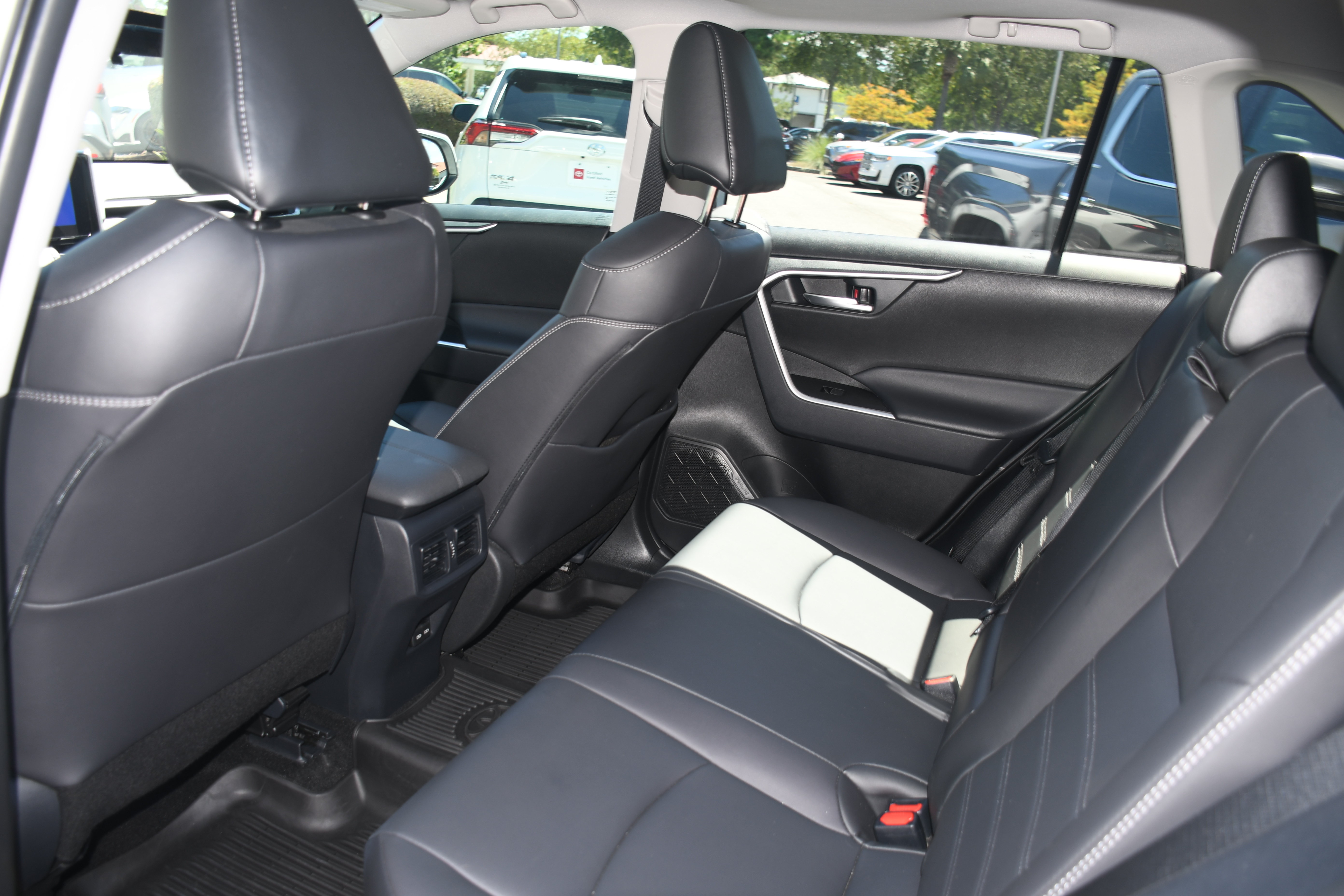 Certified 2024 Toyota RAV4 XLE Premium FWD image 16