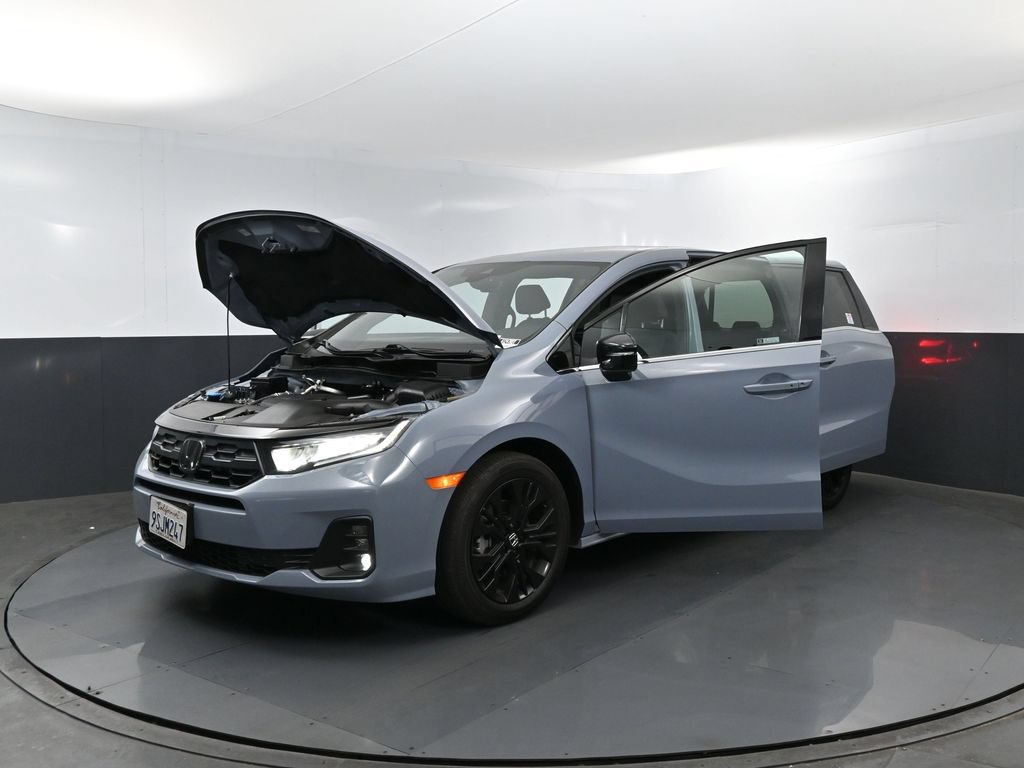 Used 2025 Honda Odyssey Sport-L image 26