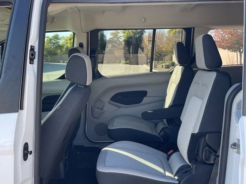 Used 2020 Ford Transit Connect XLT image 14