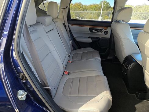 Used 2017 Honda CR-V Touring image 30