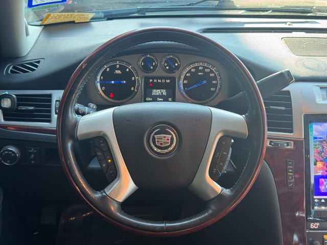 Used 2014 Cadillac Escalade ESV Premium AWD/4WD image 10