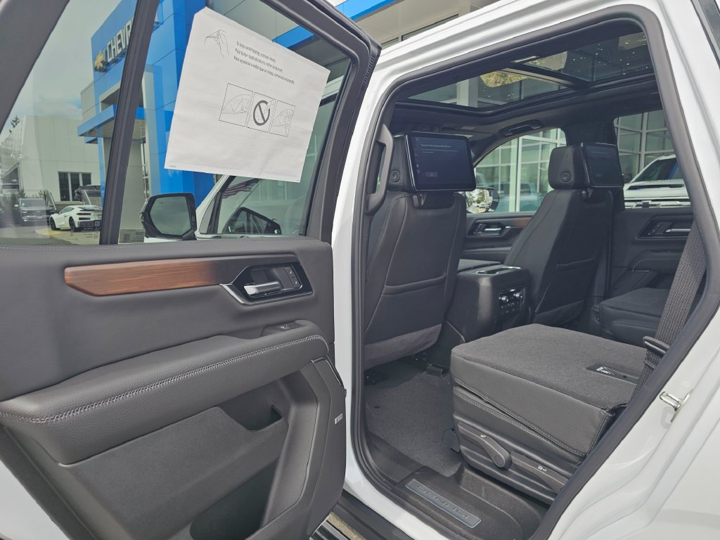 Used 2026 GMC Yukon Denali w/ Denali Reserve Package AWD/4WD image 20