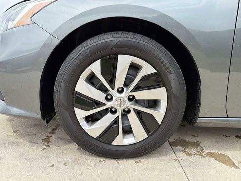 Used 2020 Nissan Altima 2.5 S FWD image 10