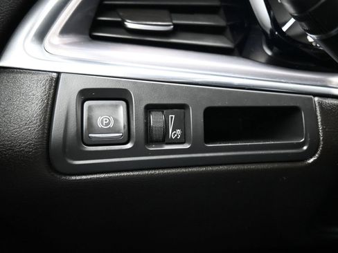 Used 2020 Cadillac XT5 Luxury image 26