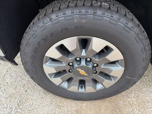 New 2026 Chevrolet Silverado 2500 LT w/ All Star Edition AWD/4WD image 10