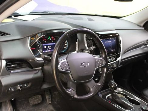 Used 2021 Chevrolet Traverse RS w/ LPO, Floor Liner Package AWD/4WD image 14