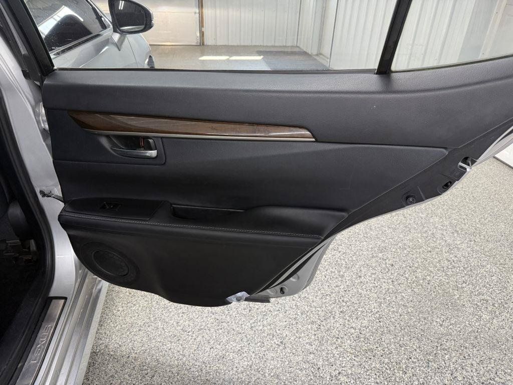 Used 2013 Lexus ES 350 w/ Luxury Pkg FWD image 28