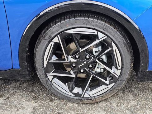 New 2026 Kia K4 GT-Line Turbo FWD image 9