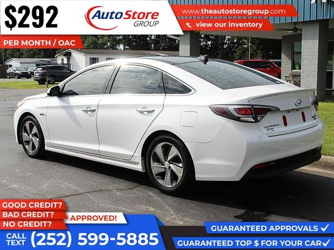 Used 2017 Hyundai Sonata Limited w/ Ultimate Package 02 FWD image 8