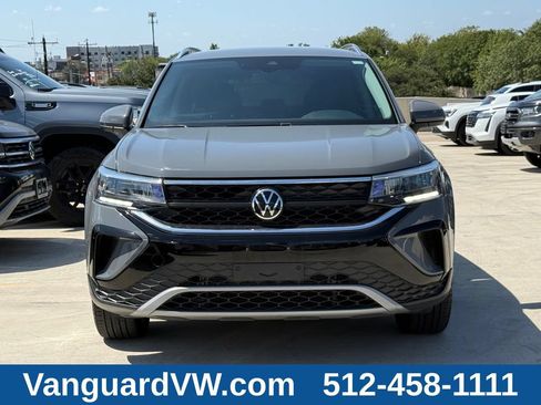 Used 2022 Volkswagen Taos SE AWD/4WD image 7