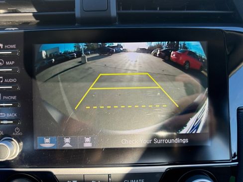 Used 2019 Honda Civic Touring image 22