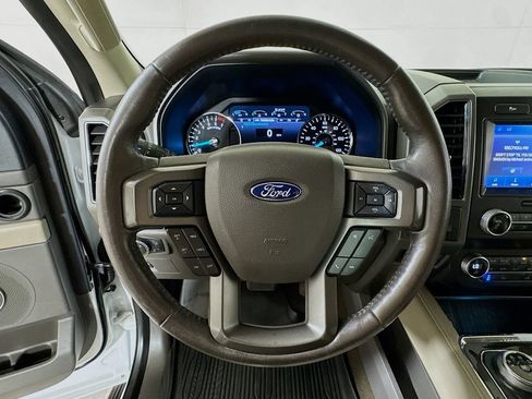Used 2020 Ford Expedition Max XLT w/ Equipment Group 202A RWD image 9