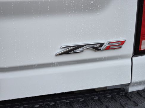 New 2026 Chevrolet Silverado 2500 ZR2 AWD/4WD image 5