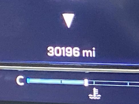 Used 2023 Chevrolet Silverado 1500 LT AWD/4WD image 18