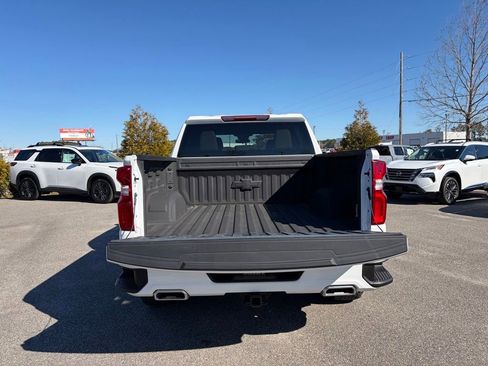 Used 2024 Chevrolet Silverado 1500 RST AWD/4WD image 6