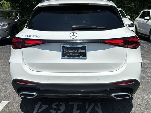 Certified 2025 Mercedes-Benz GLC 300 image 4