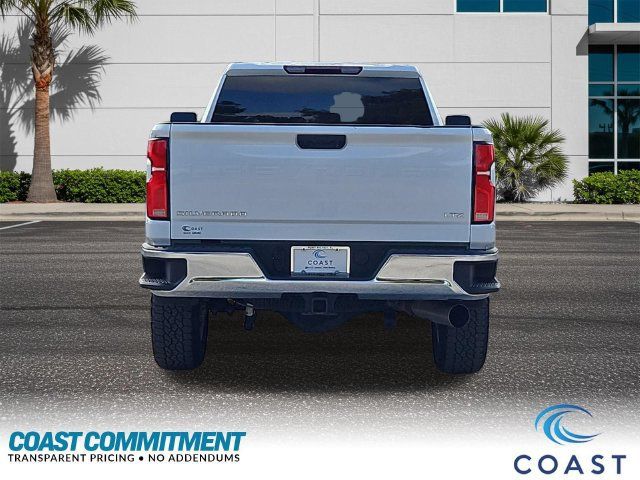 Certified 2025 Chevrolet Silverado 2500 LTZ w/ LTZ Convenience Package AWD/4WD image 7
