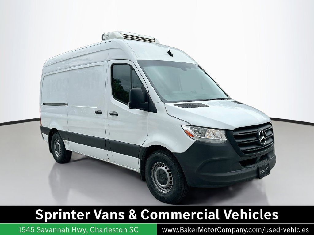 Used 2022 Mercedes-Benz Sprinter 2500 image 7