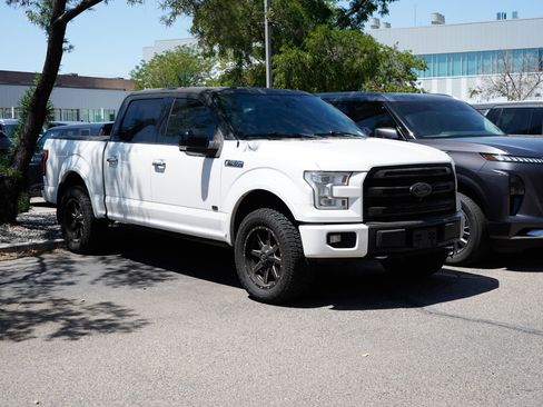 Used 2015 Ford F150 Platinum w/ Technology Package AWD/4WD image 1