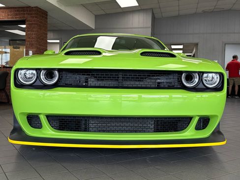 Used 2023 Dodge Challenger SRT Hellcat image 2