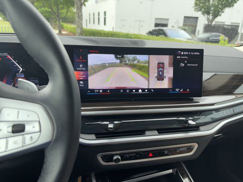 Certified 2025 BMW X7 xDrive40i AWD/4WD image 31