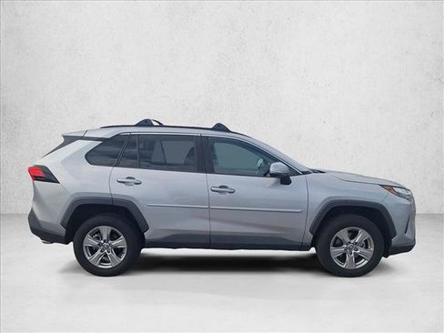 Used 2023 Toyota RAV4 XLE w/ Convenience Package FWD image 4