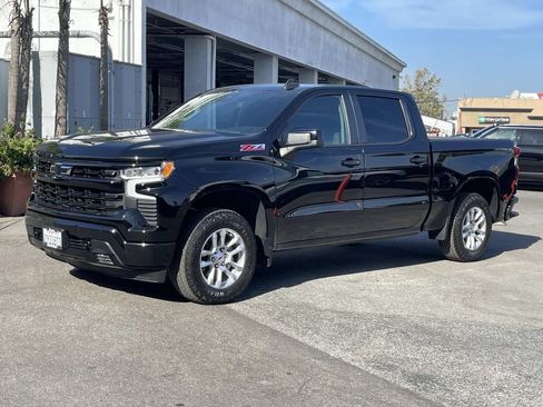 Used 2023 Chevrolet Silverado 1500 RST AWD/4WD image 4