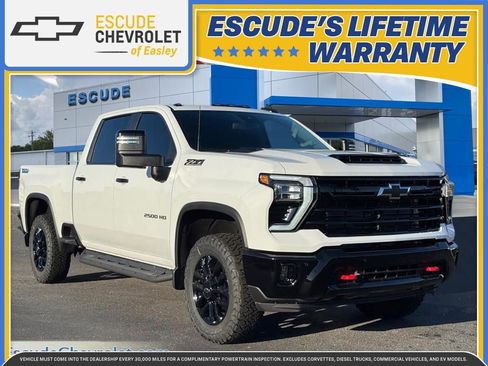 New 2026 Chevrolet Silverado 2500 LT w/ Trail Boss Package AWD/4WD image 1