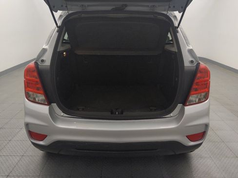 Used 2017 Chevrolet Trax LS image 29