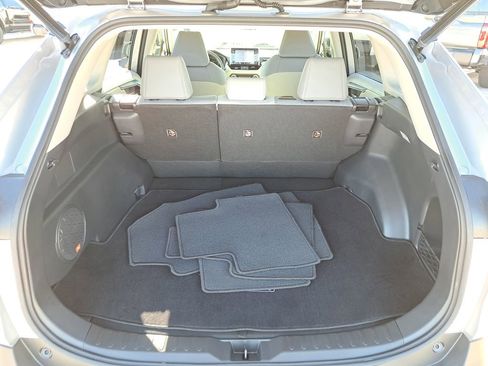 Certified 2021 Toyota RAV4 Limited image 6