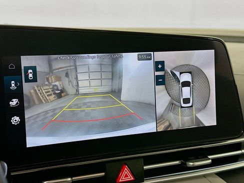 Certified 2024 Hyundai Elantra Limited image 14