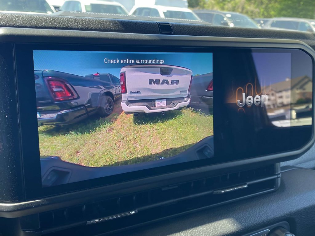 New 2026 Jeep Gladiator Sport AWD/4WD image 46