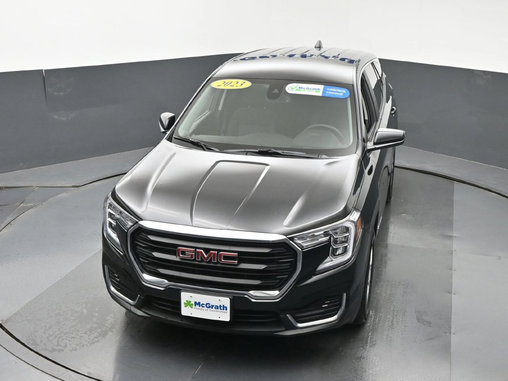 Used 2023 GMC Terrain SLE FWD image 25
