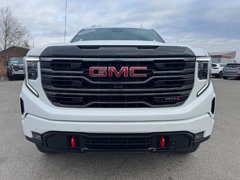 New 2026 GMC Sierra 1500 AT4 w/ AT4 Premium Package image 9