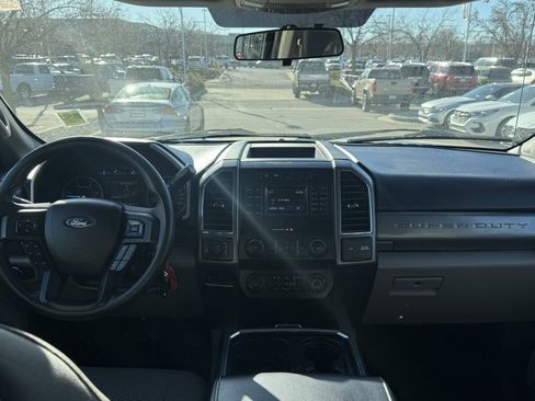 Used 2019 Ford F250 XLT image 21